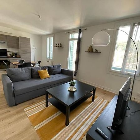 Appartement Avec Terrasse, Parking Gratuit Périgueux Exteriör bild